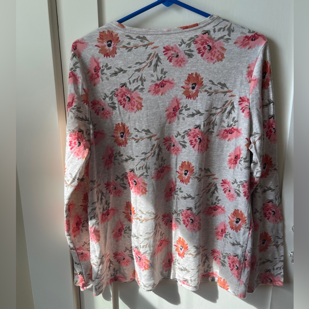 Croft & Barrow Women's Floral Crew Neck Long Sleeve Top